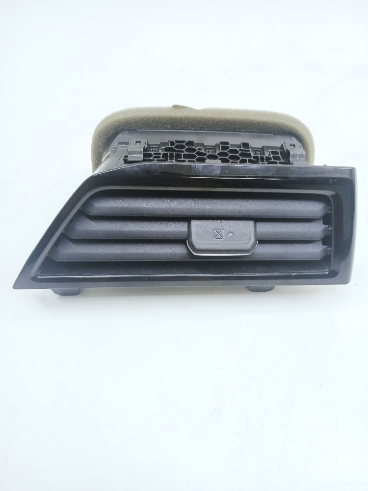 Difusor Ar Direito Jetta Gli 2.0 T 2023 2024 17b819704