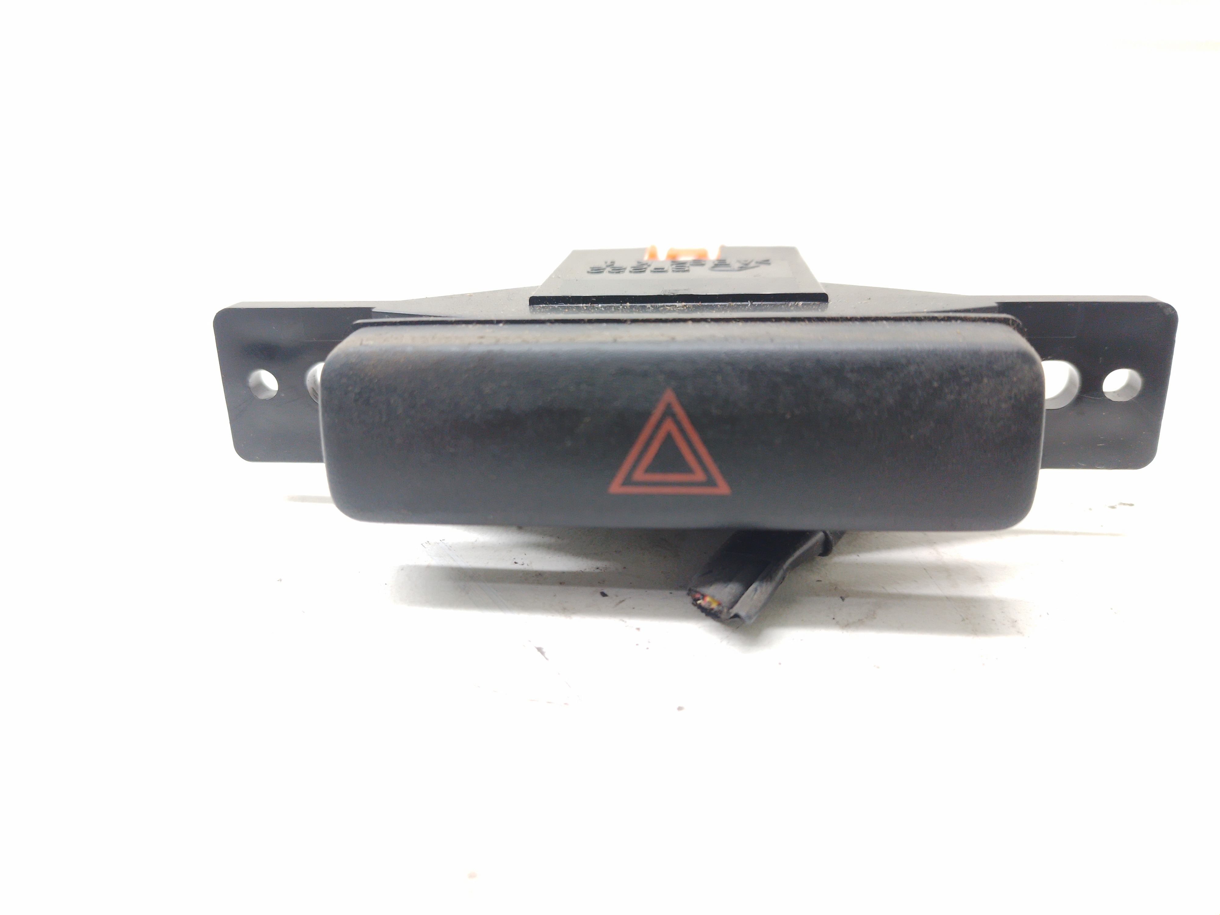 Botão Comando Pisca Alerta Grand Vitara 2.0 2010 / 2011