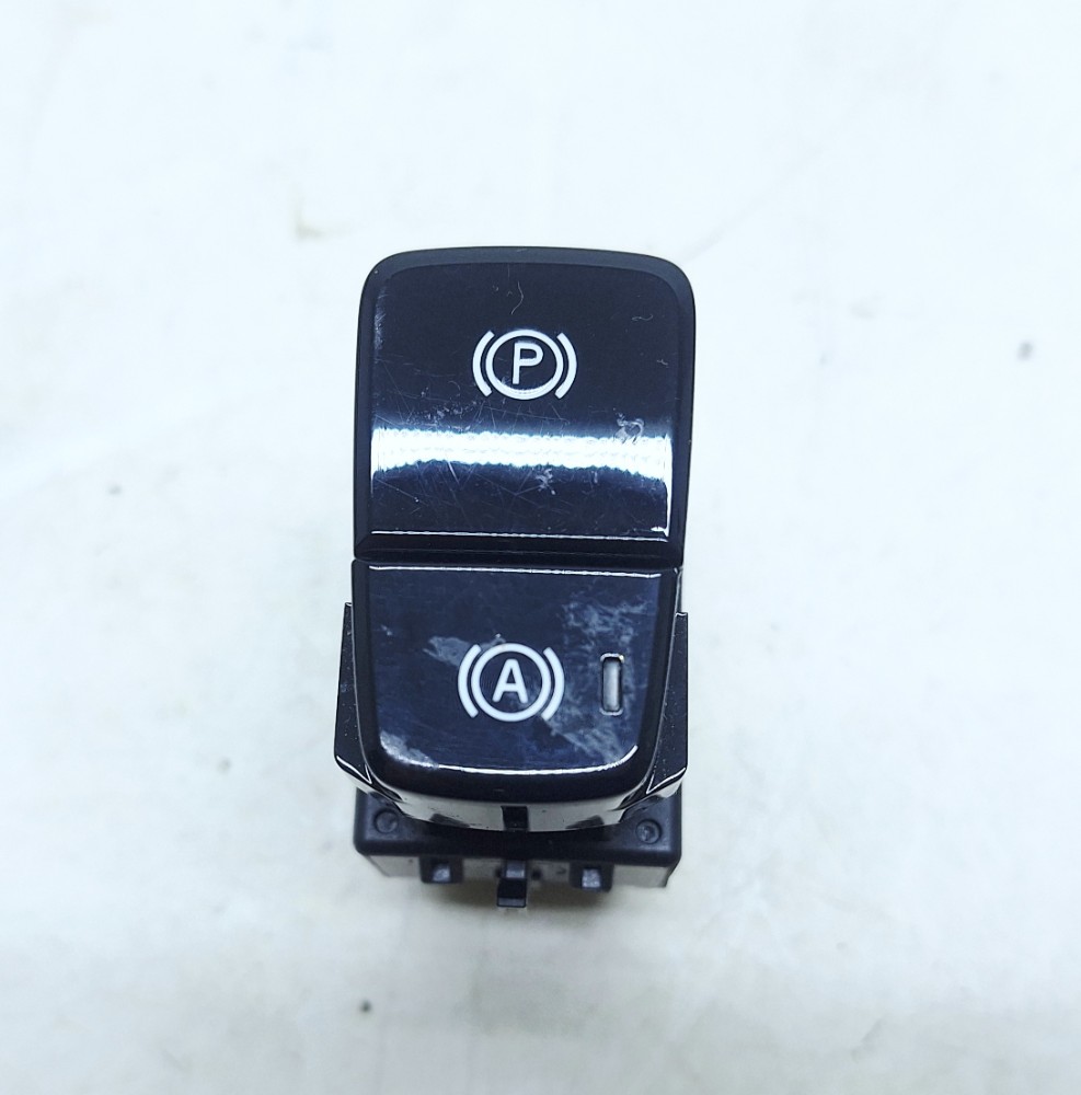 Comando Estacionamento Volvo Xc40 1.5 2022 31456219
