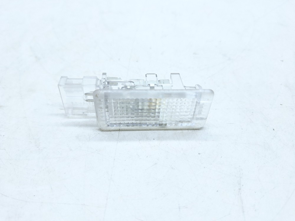 Luz Cortesia Porta Luvas Vw Tcross Tsi 1.4 2025 600947415