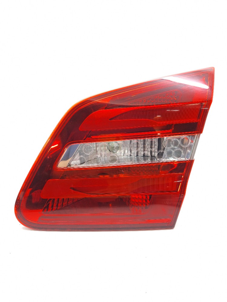 Lanterna Direita Tampa Traseira Mercedes B200 1.6 2013 2014