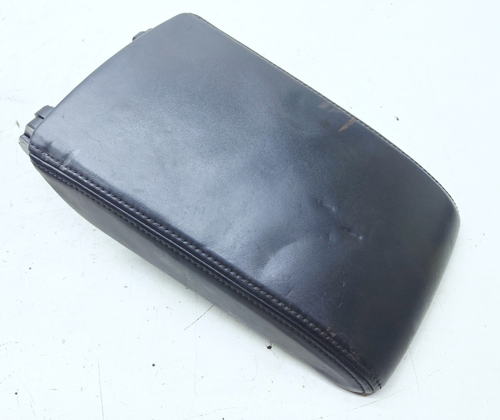 Apoio Braço Console Central Vw Passat Tsi 2.0 2018