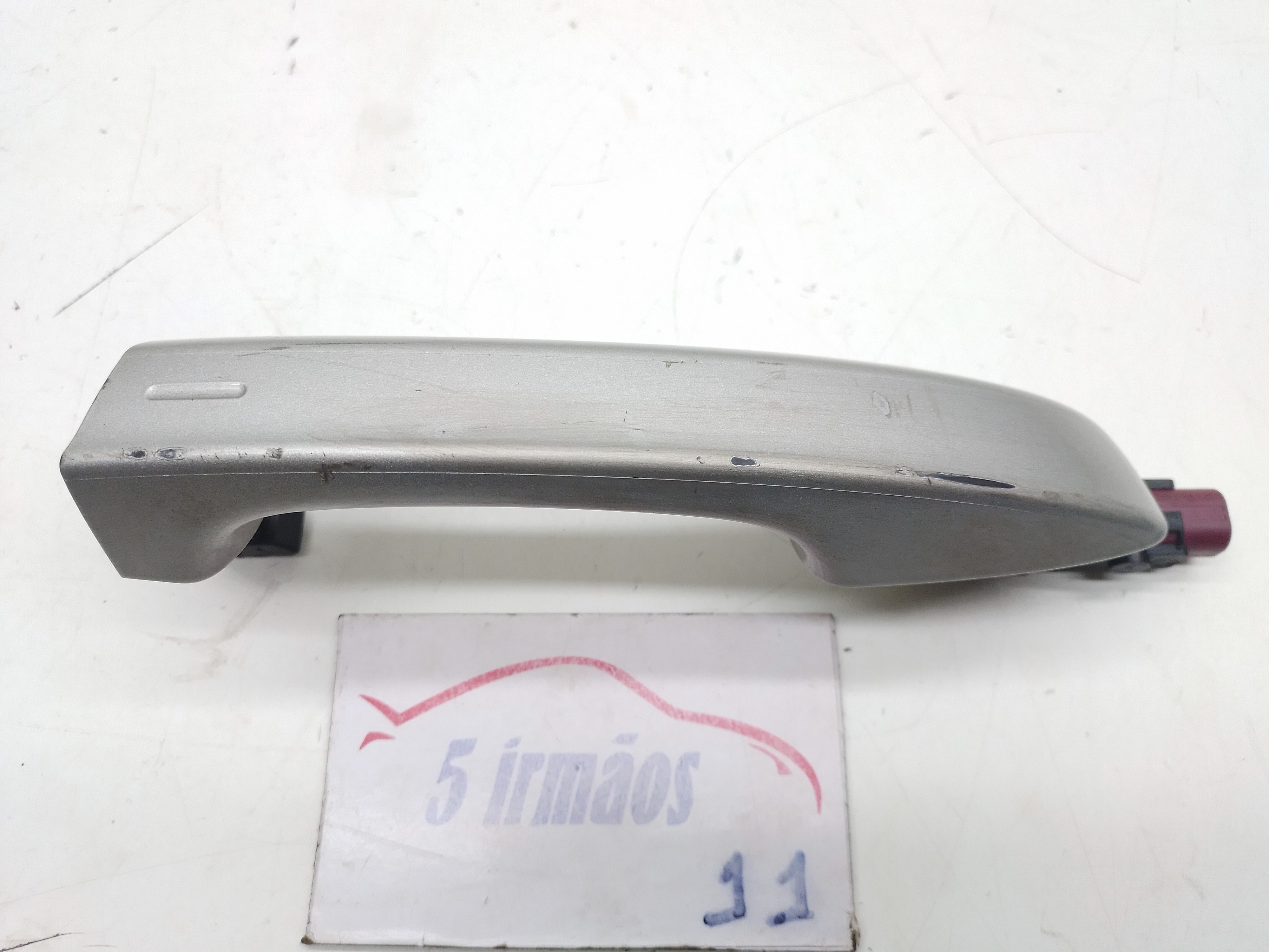 Maçaneta Externa Dianteira Esquerda Vw Polo Msi 1.6 2018  Prateado Dianteira