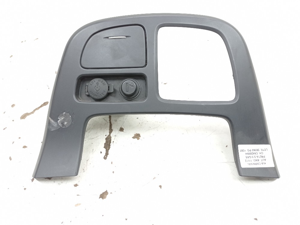 Acabamento Painel Central Kia Carnival 3.5 2011 2012