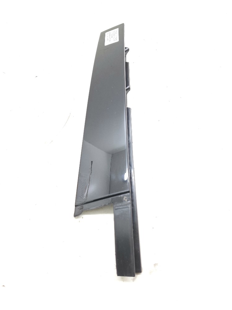 Acabamento Traseiro porta Esquerdo Vw Tcross Xtreme 1.4 2026