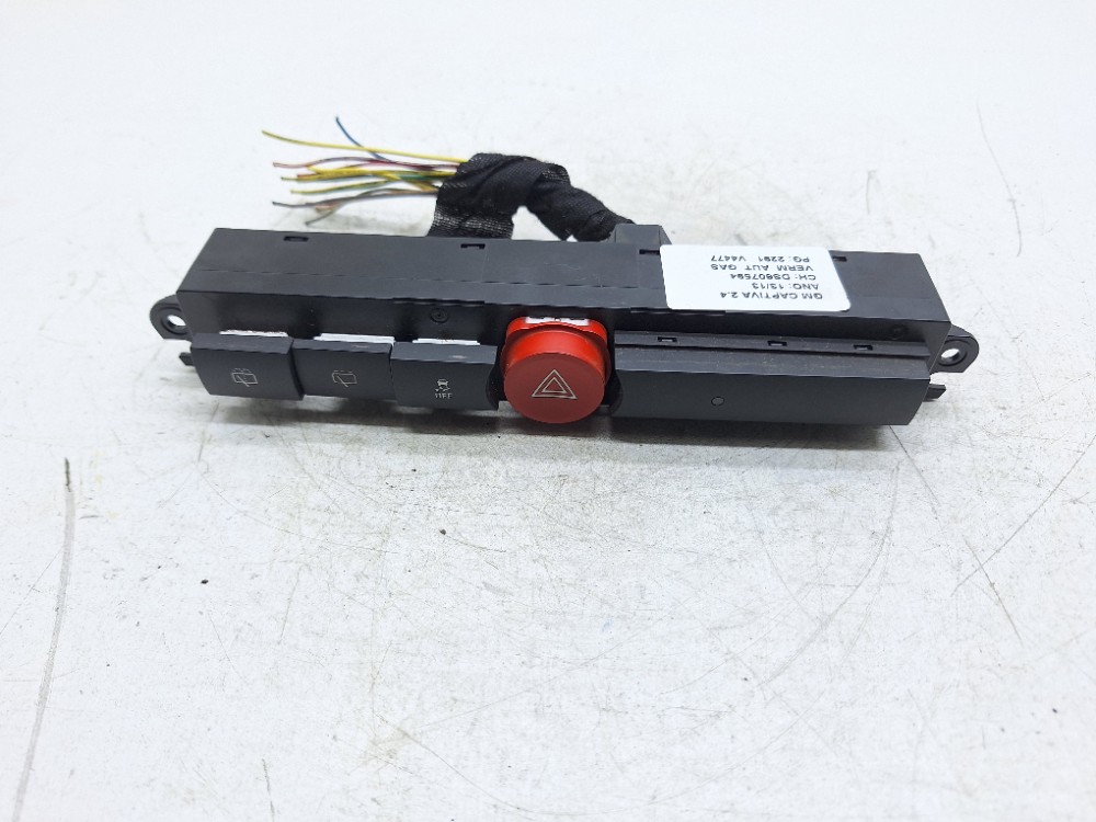 Botão Pisca Alerta Gm Captiva 2.4 2012 2013 20929687