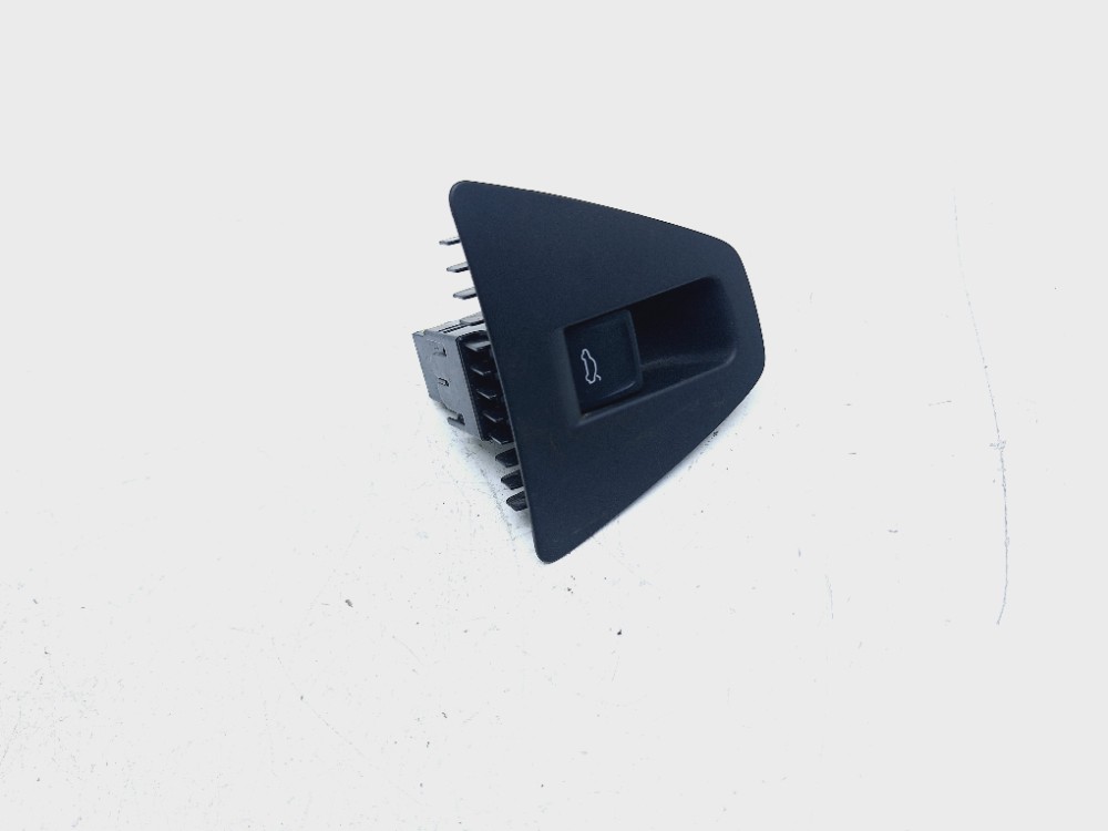 Botão Abertura Porta Malas Vw Jetta Tsi 1.4 2019 17b867375