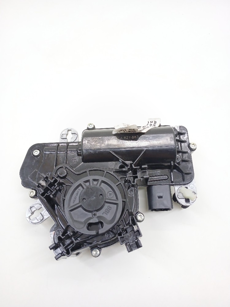 Motor Fechadura Tampa Traseira Audi Q3 Sportback 2.0 2024