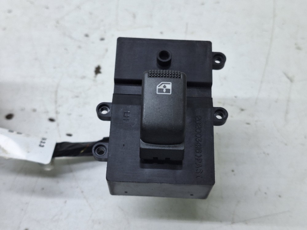 Botão Vidro Traseiro Esquerdo Hyundai Azera V6 2011