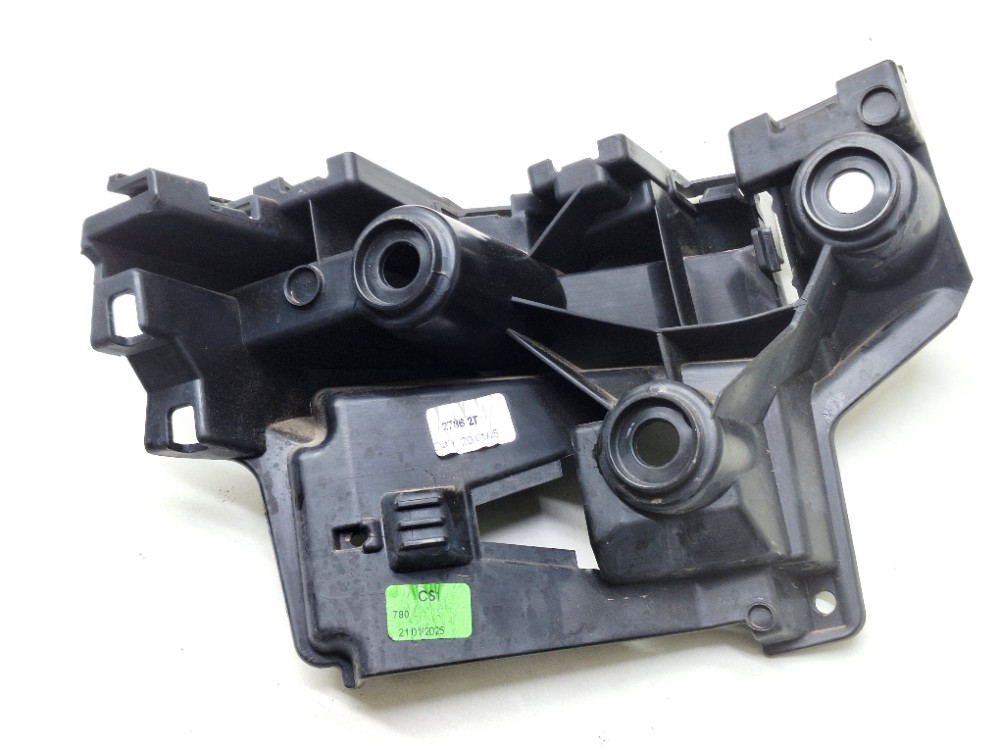 Guia Parachoque Traseiro Direito Vw Nivus 1.0tsi 2025