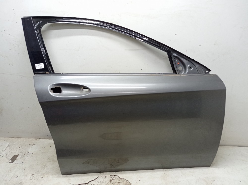 Porta Dianteira Direita Mercedes Gla200 1.6 2015