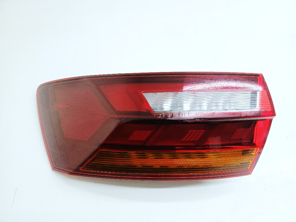 Lanterna Esquerda Vw Jetta Gli 2.0 2023 2024 17a945095