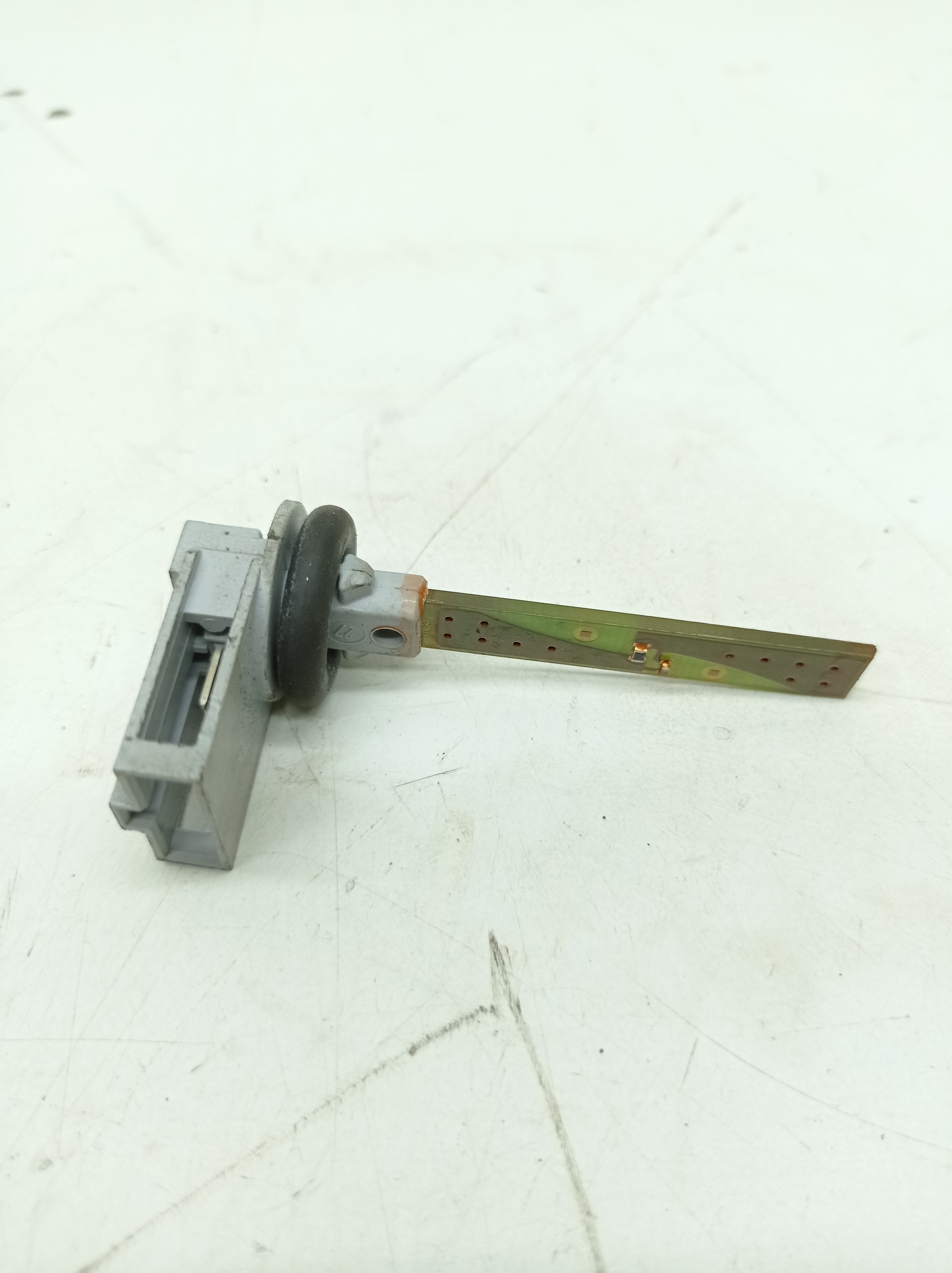 Sensor Temperatura Ar Audi Q3 Tfsi 1.4 2018 / 2019 4b0820539
