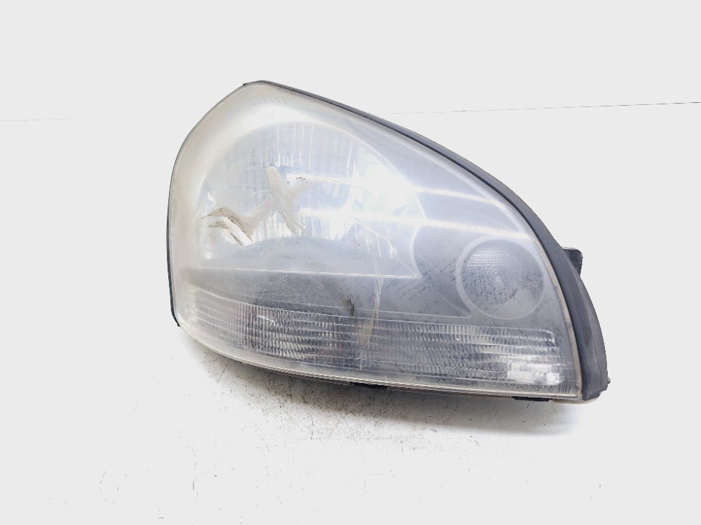 Farol Direito Hyundai Tucson 2.0 2004 2005  Direito/passageiro