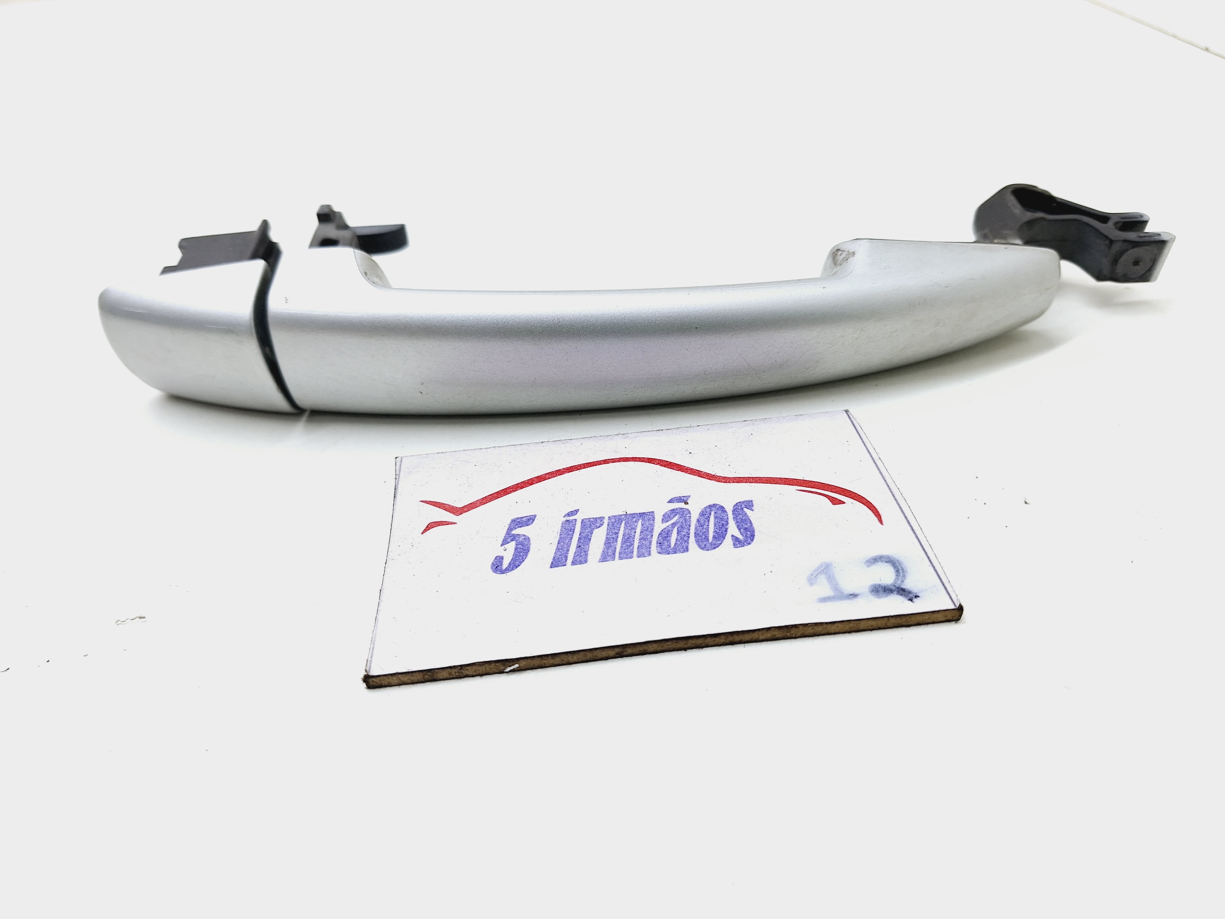 Maçaneta Externa Traseira Esquerda Peugeot 407 Sw 2.0 2008 Prata Traseira