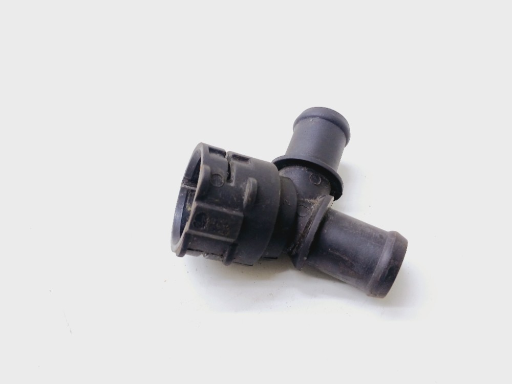 Conexão flange mangueira radiador audi q3 tfsi 2.0 2015 2016