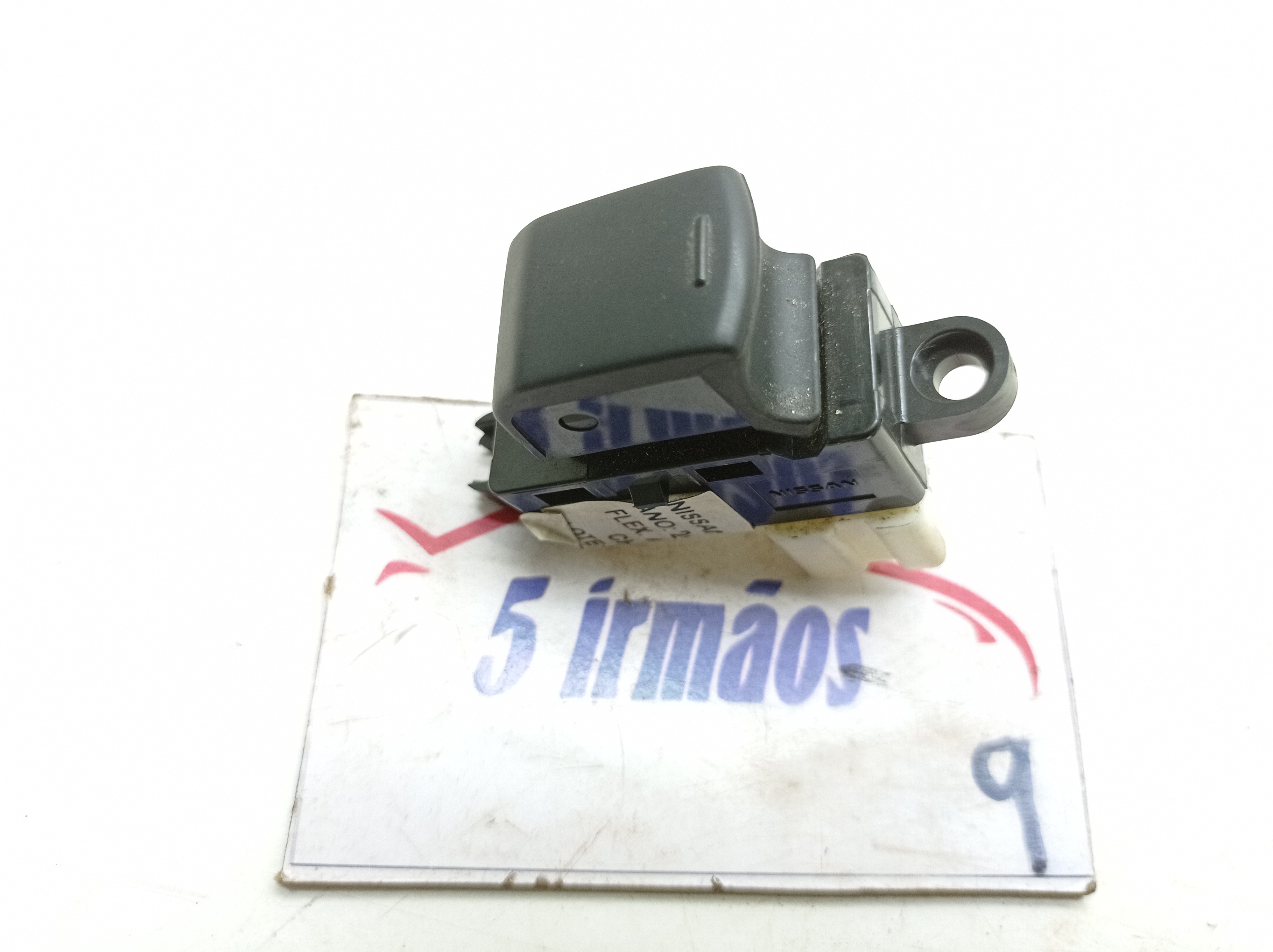 Botão Comando Vidro Traseiro Direito Nissan Livina 1.8 2012