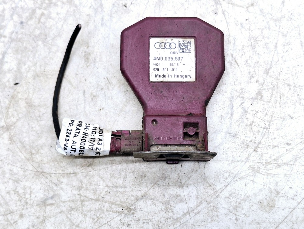 Sensor Antena Esquerdo Audi A3 Sedan 2.0 2017 4m0035507