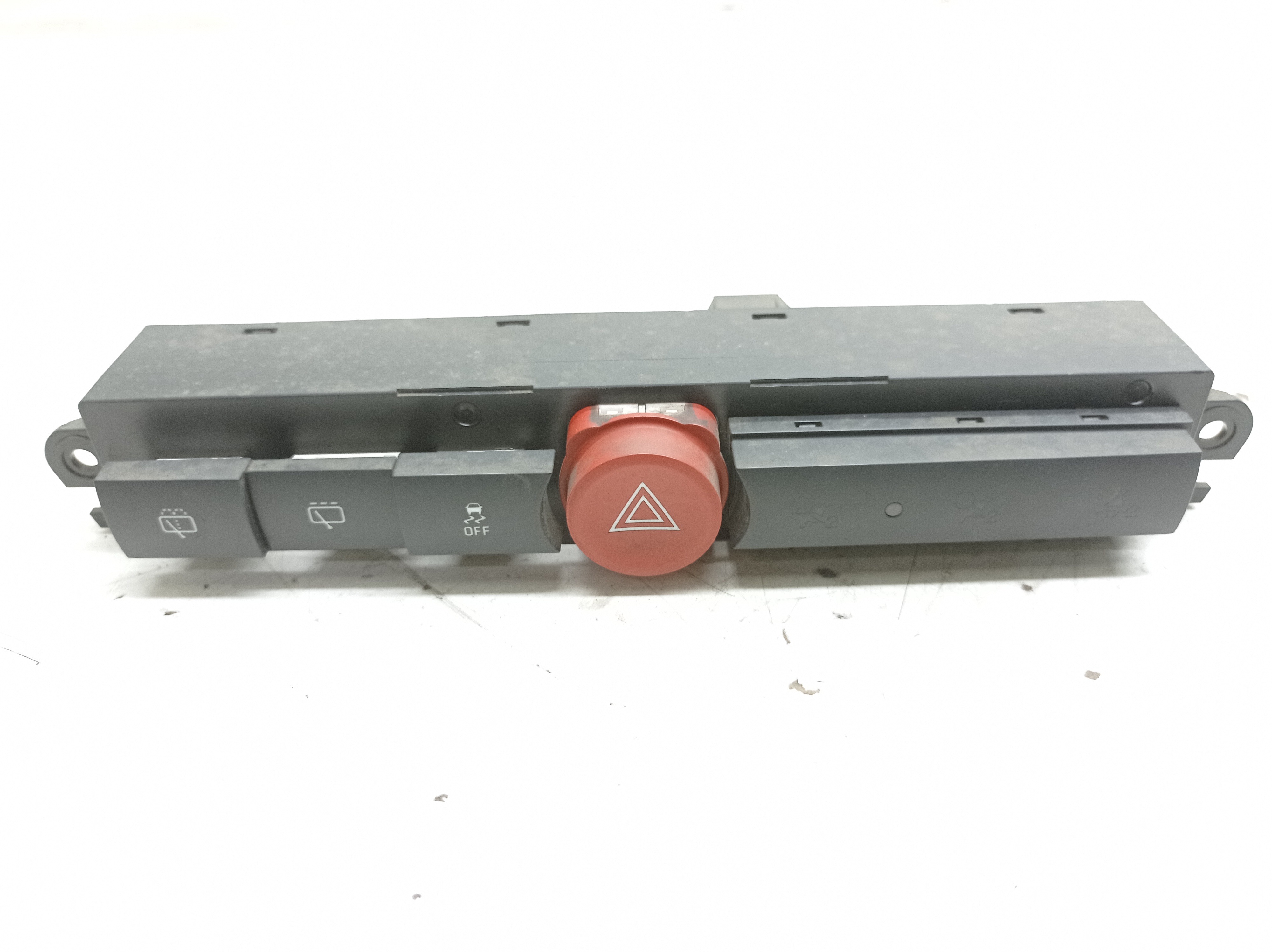 Botão Pisca Alerta Gm Captiva 2.4 2010 / 2011