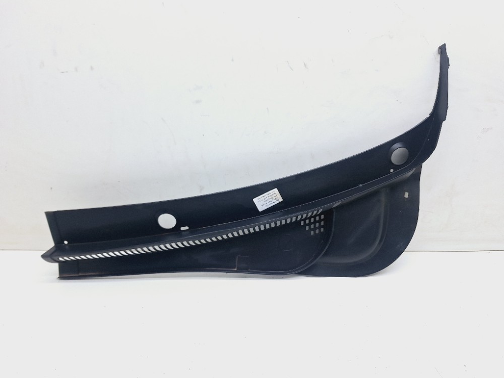 Acabamento Churrasqueira Esquerdo Vw Virtus Tsi 1.4 2023