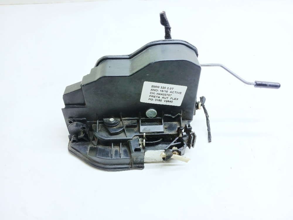 Fechadura Porta Dianteira Direita Bmw 320 2016