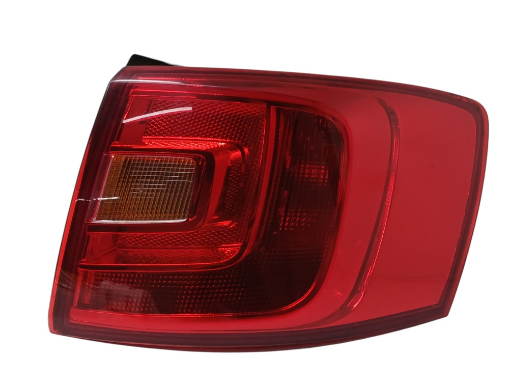 Lanterna Direita Vw Jetta Tsi 2.0 Turbo 2013 Direito/passageiro