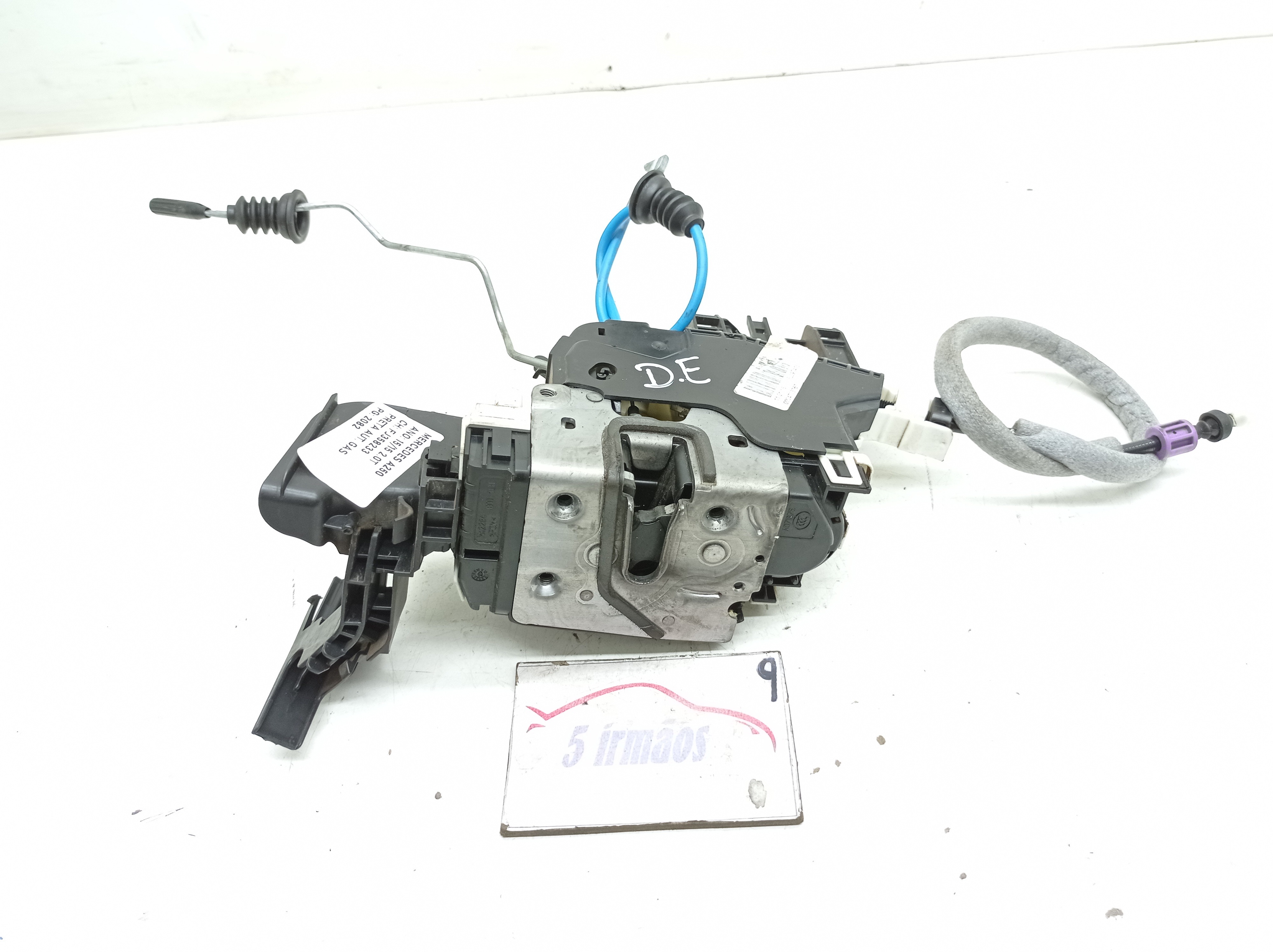 Fechadura Porta Dianteira Esquerda Mercedes A250 2.0 2015