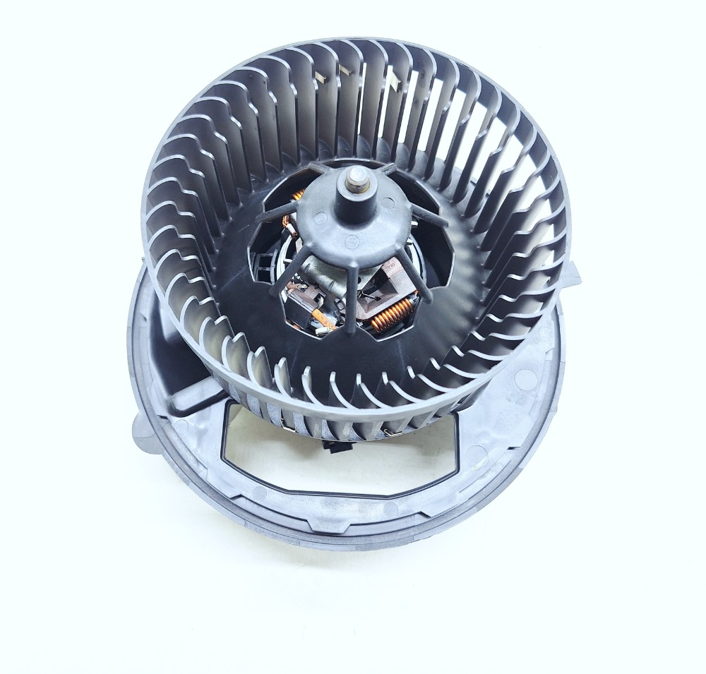 Ventilador Ar Condicionado Vw Jetta Gli 2.0 2024 5q1819021h