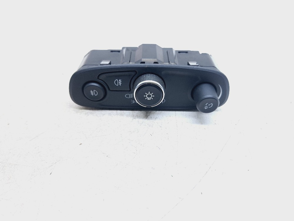Comando Farol Milha Gm Equinox 2.0 2018 2019 84201595
