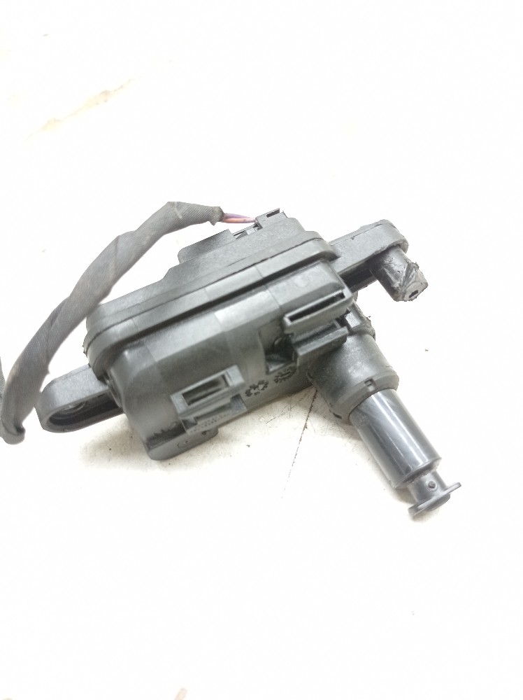 Trava Portinhola Vw Taos Tsi 1.4 2021 2022 80a862159a