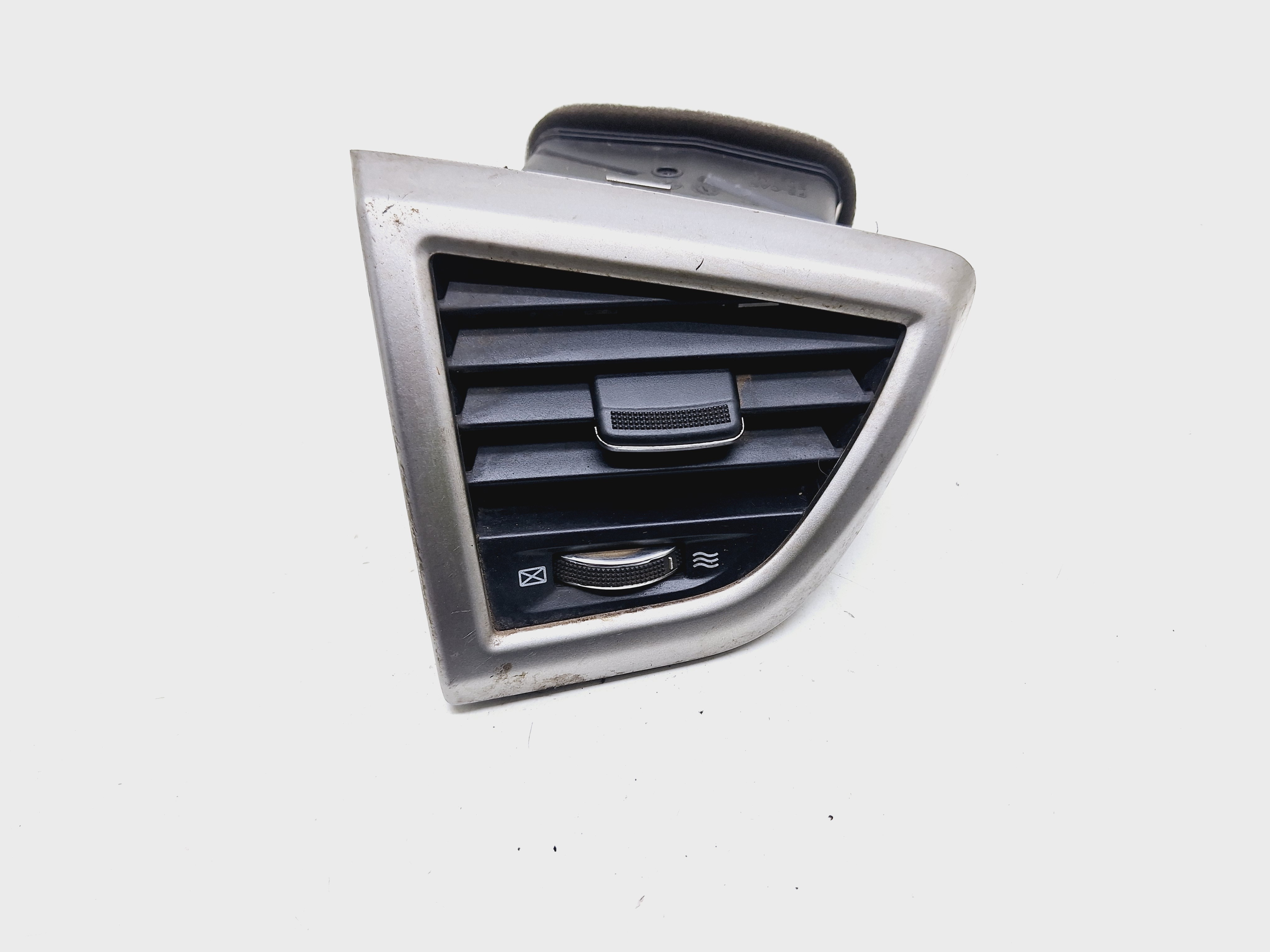 Difusor Ar Esquerdo Painel Hyundai Veloster 1.6 2011/ 2012