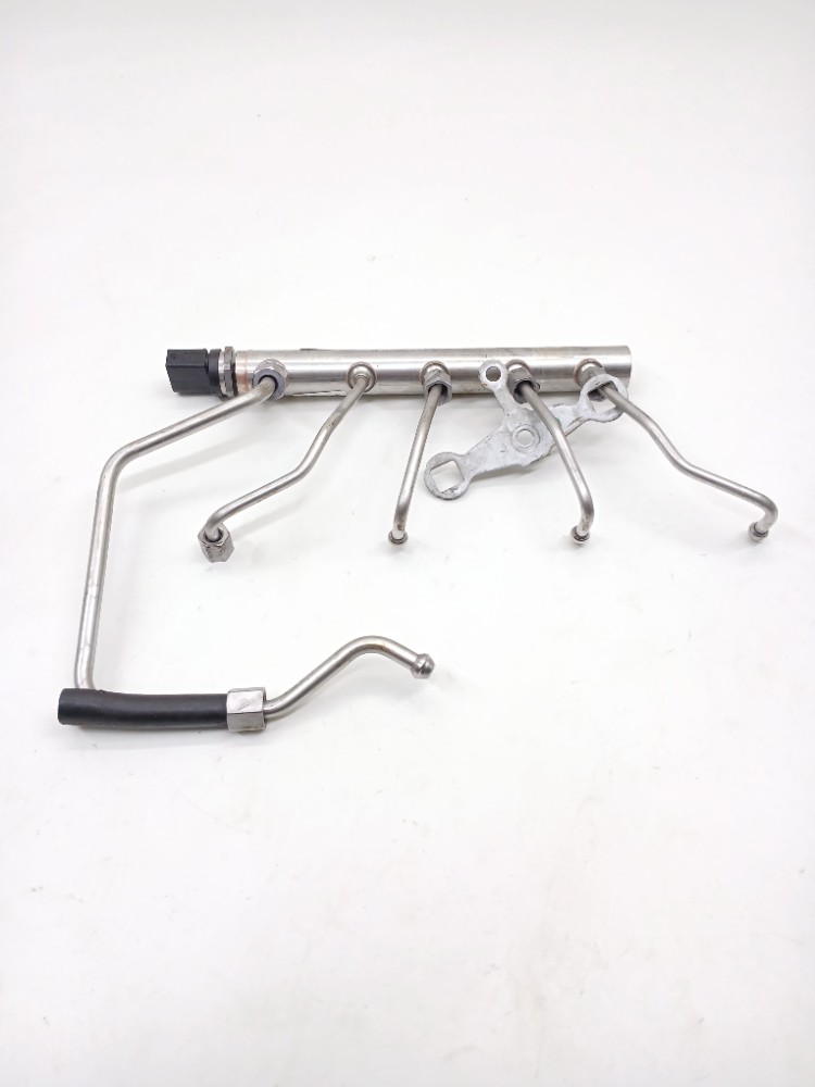 Flauta Bico Injetor Bmw X4 2.0 2016 2017 7585411