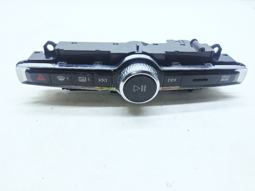 Comando Rádio Multimídia Volvo Xc40 1.5 2021 2022 P31456672