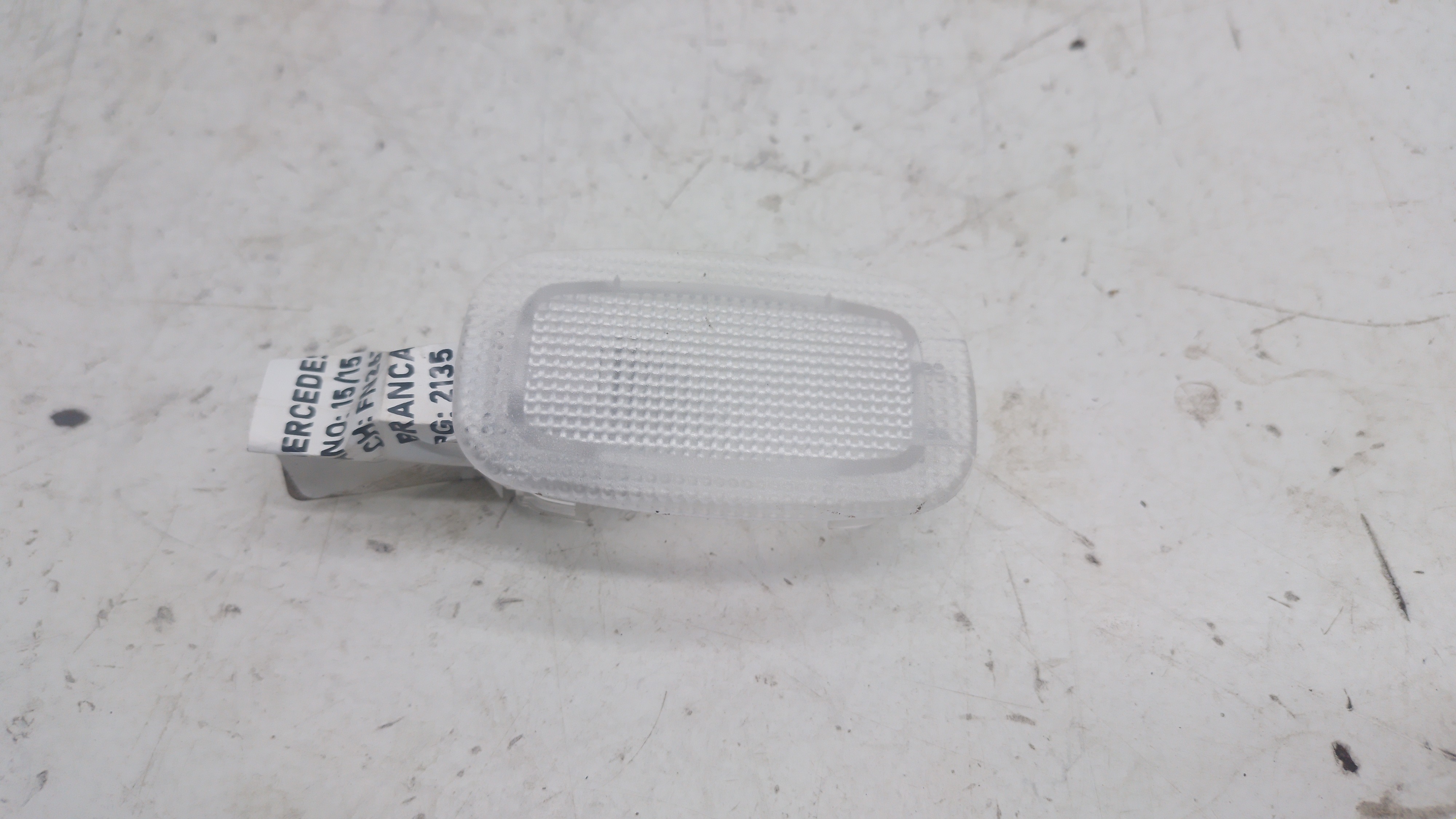 Luz Lanterna Cortesia Mercedes 1.6 Cla200  2014/ 2015