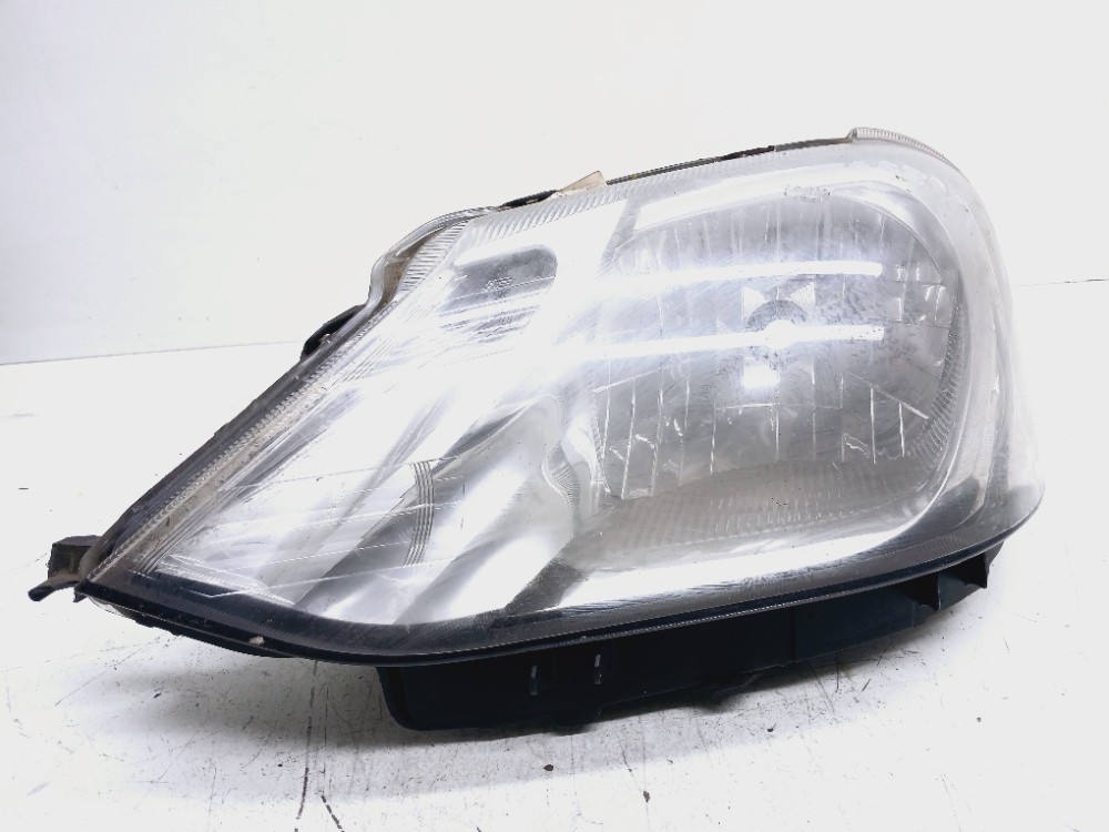 Farol Esquerdo Toyota Etios 2013 2014 Retirada Peça  Esquerdo/motorista