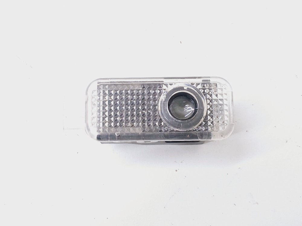 Luz Cortesia Forro Porta Direita Audi A3 Sedan 2.0 Tfsi 2019