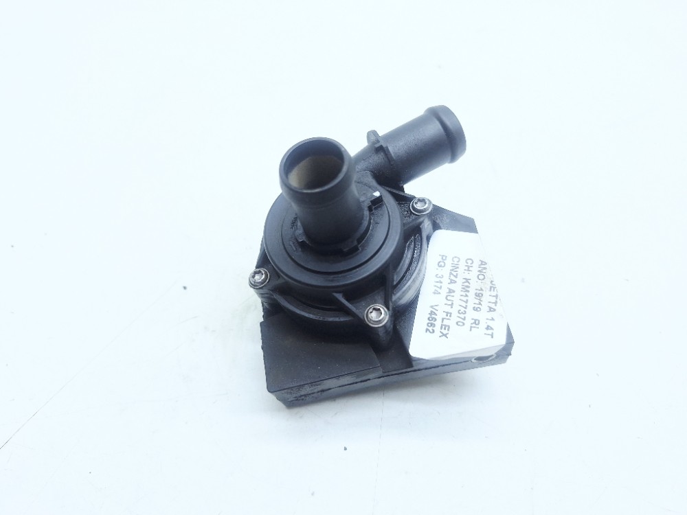 Bomba Água Auxiliar Vw Jetta 1.4 2019 5Q0965561