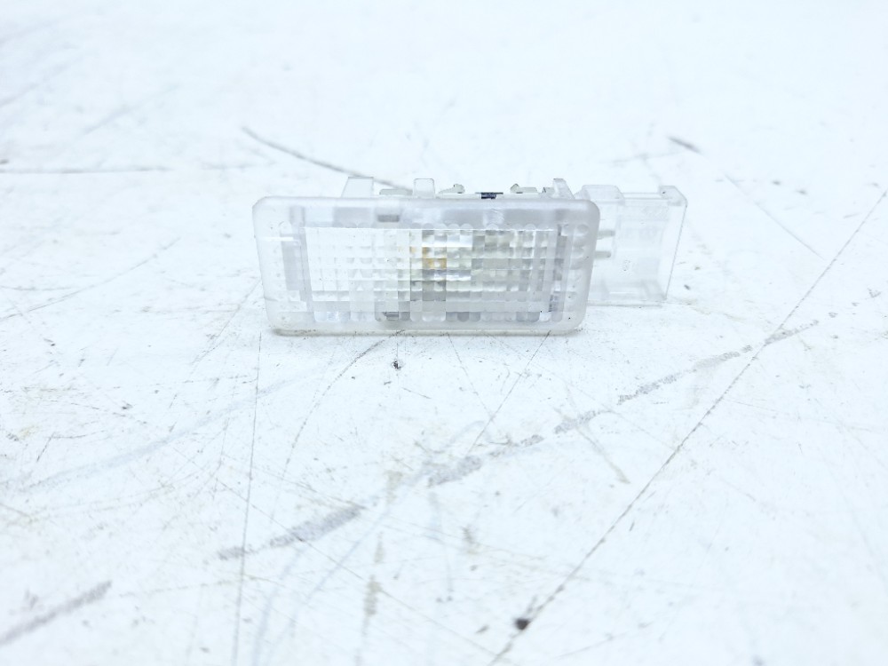 Luz Cortesia Porta Vw Tcross Tsi 1.4 2024 6Q0947415