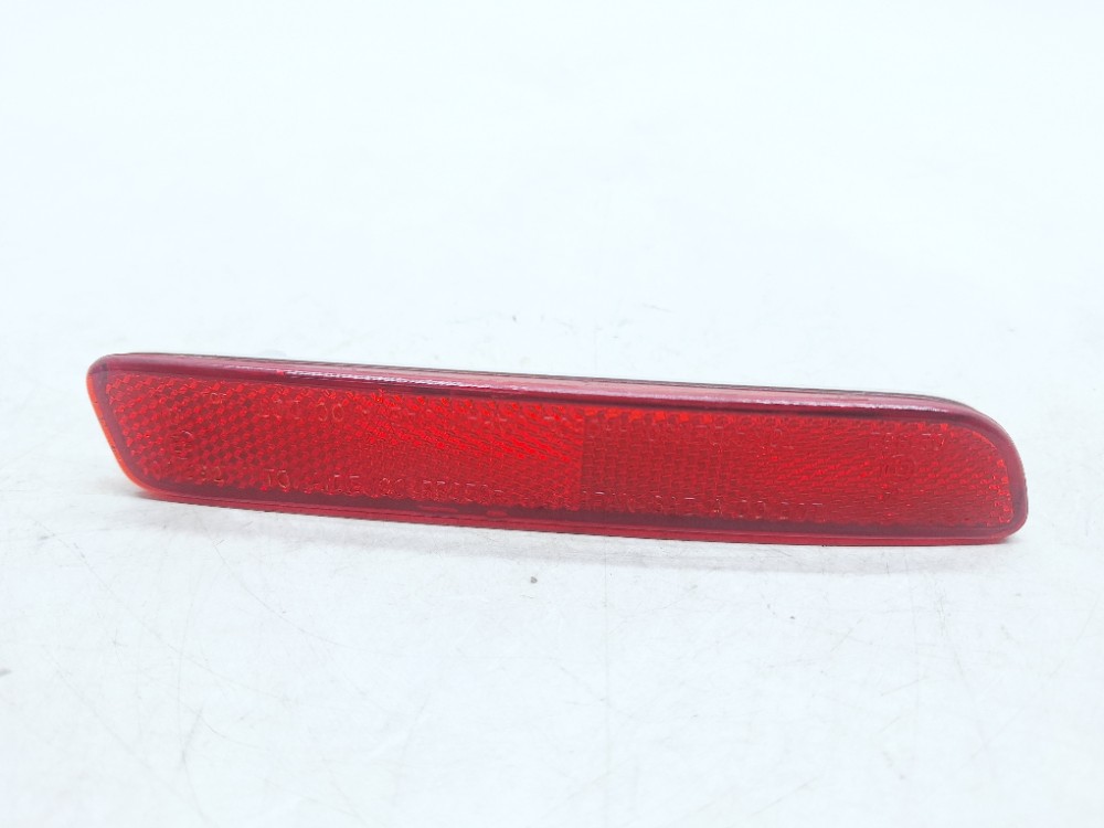 Refletor Olho Gato Traseiro Esquerdo Vitara 1.6 2019 2020 Vermelho