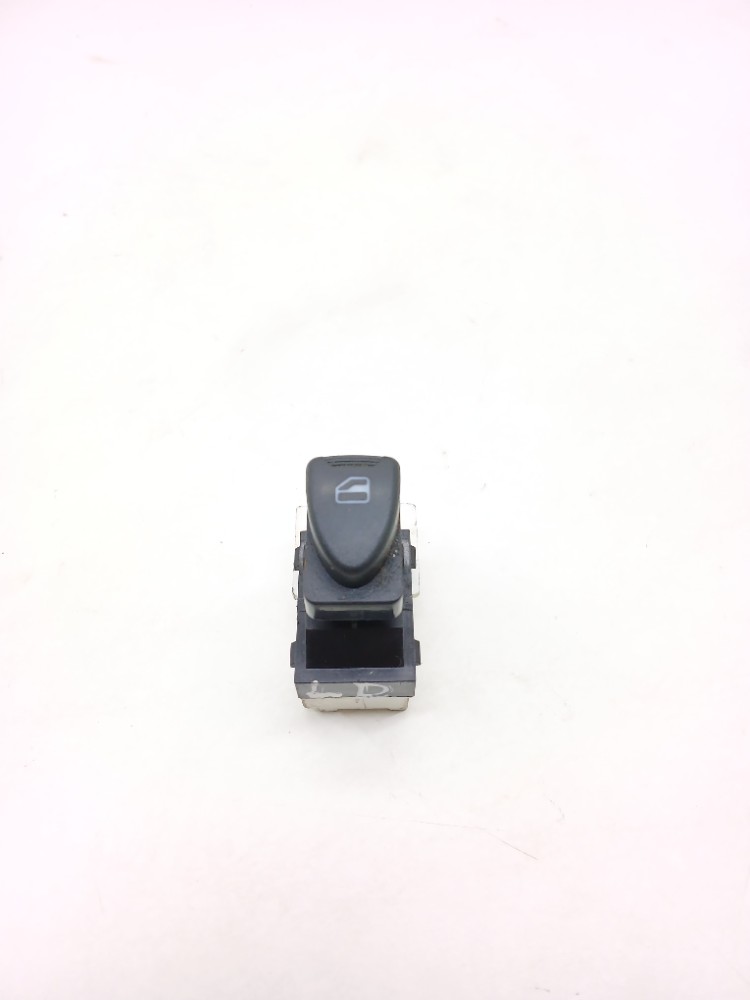 Comando Vidro Traseiro Direito Chery Qq 1.0 2019 3746040ab