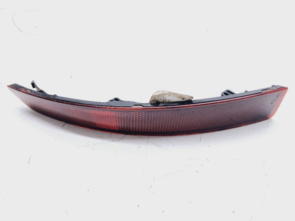 Refletor Olho Gato Traseiro Esquerdo Jetta 2017 5c6945105b Vermelha