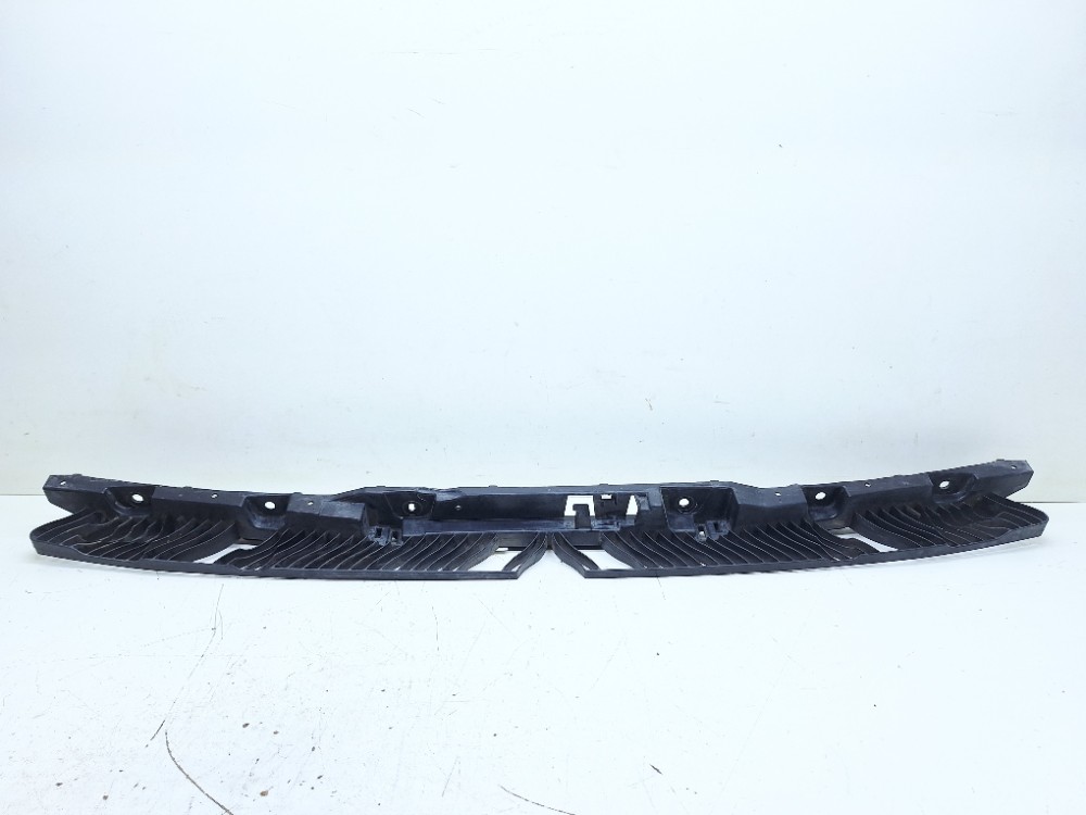 Guia Central Parachoque Traseiro Vw Tiguan Tsi 1.4 2019