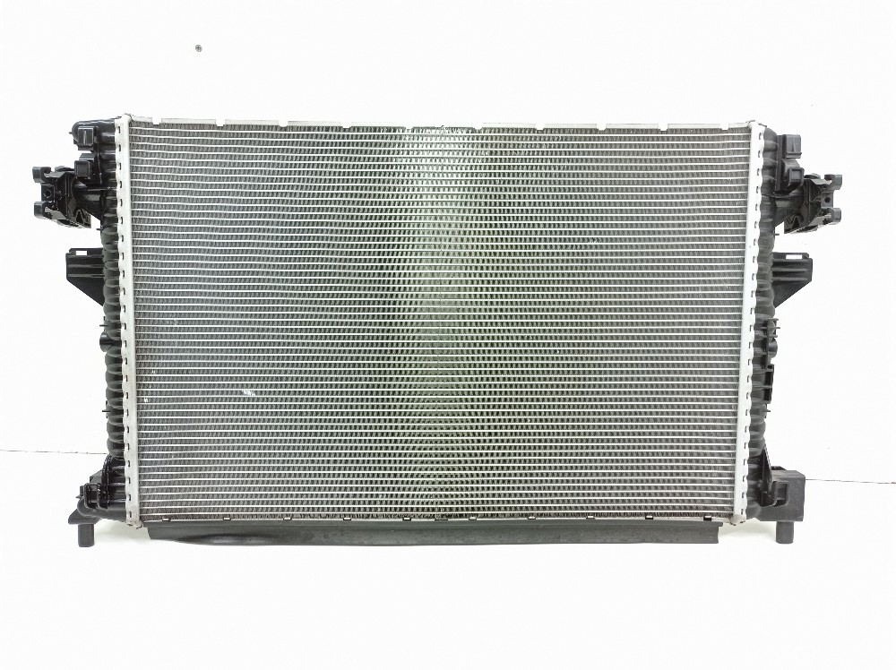 Radiador Água Vw Tcross Tsi 1.4 2025 2qb121251a Km5.848