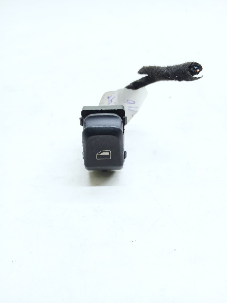 Botão Vidro Traseiro Direito Audi Q3 1.4 2016 460959855