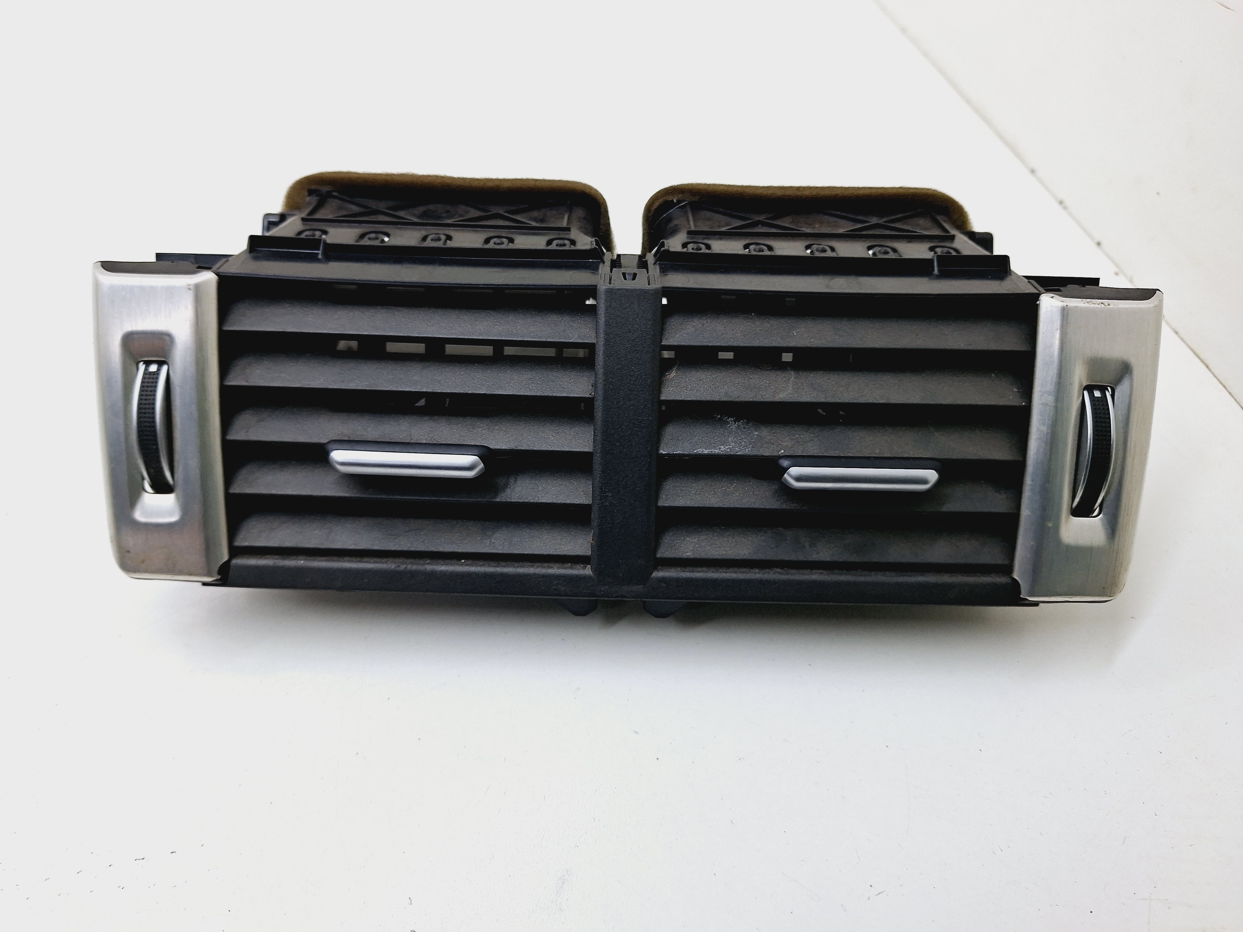Difusor Ar Painel Central Evoque 2.0 2013 Nºbj32014l121ab