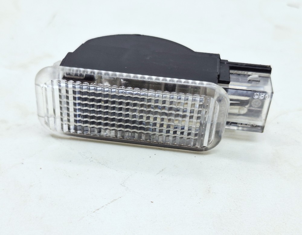 Luz Cortesia Porta Malas Audi A3 Sedan 2.0 2021