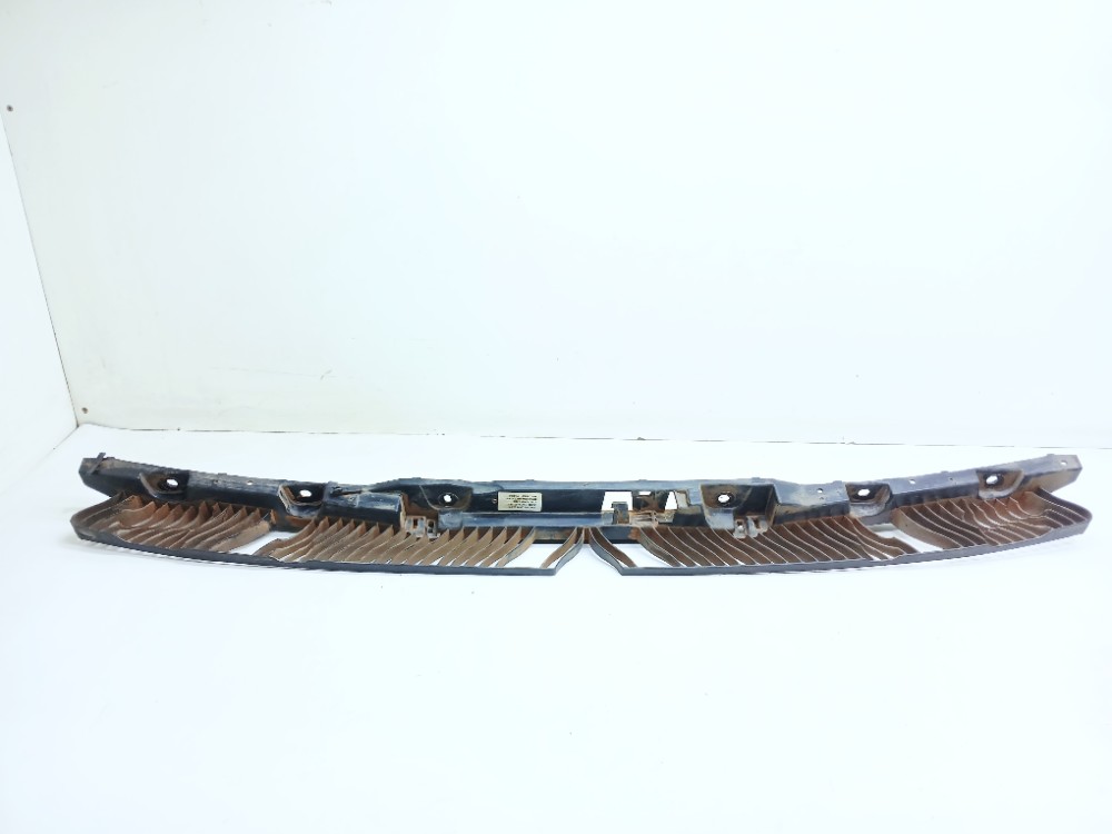 Guia Central Parachoque Traseiro Vw Tiguan Tsi 2.0 2018 2019