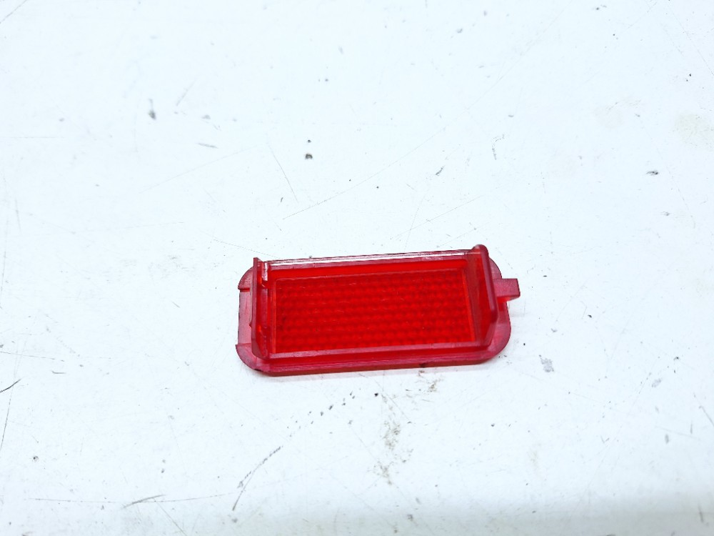 Suporte Refletor Olho Gato Esquerdo Audi Q3 1.4 2020 Vermelho