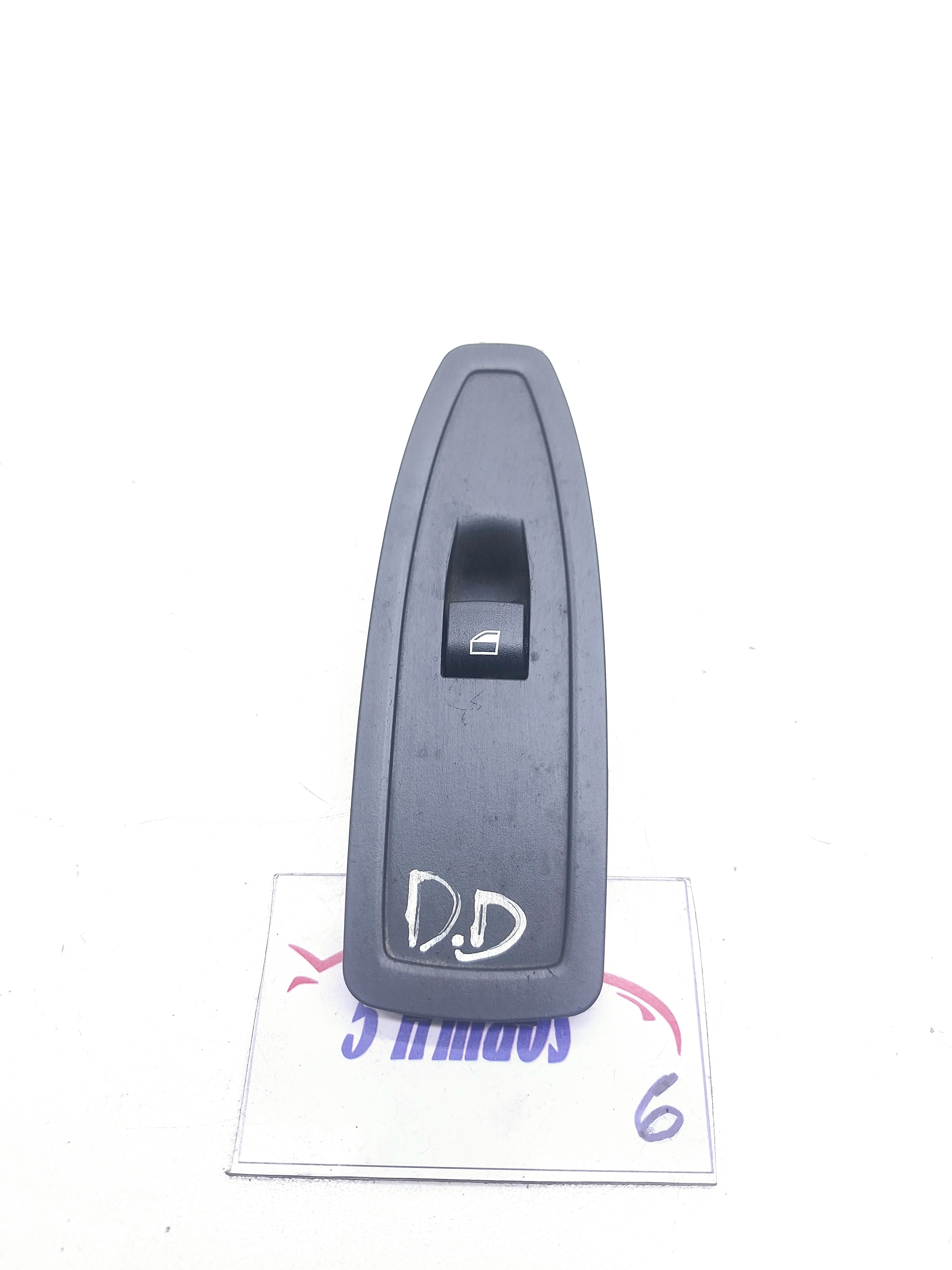 Comando Vidro Dianteiro Direito Bmw 125 2.0 2013 Nº920810701