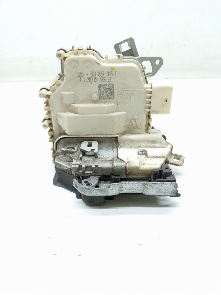 Fechadura Porta Dianteira Direita Audi Q3 Tfsi 1.4 2015 2016